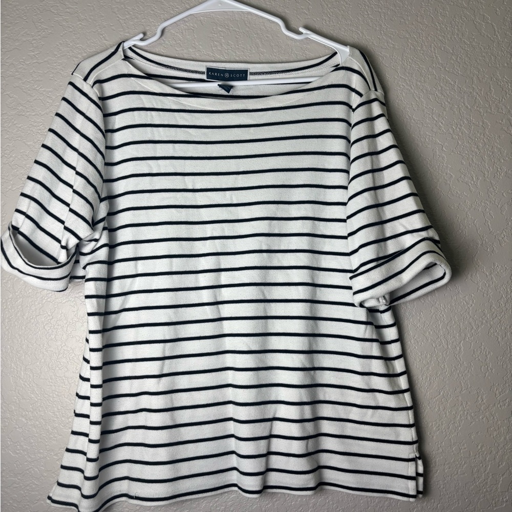 Karen Scott Women's Black and White Striped Tee
